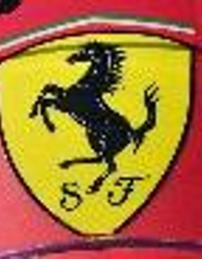 Küle dönen hurda Ferrarinin fiyatı dudak uçuklattı