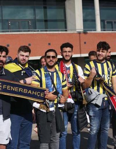 Taraftar Fenerbahçeyi yalnız bırakmadı