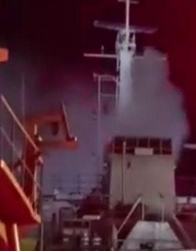 Son dakika: Tuzla Tersanesinde bulunan bir gemide yangın çıktı