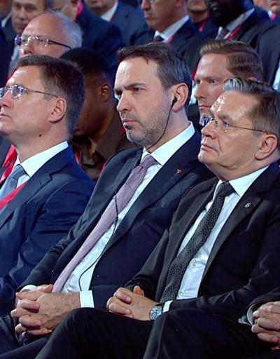 Enerji ve Tabii Kaynaklar Bakanı Bayraktar, Rusya’da ikili görüşmeler yaptı