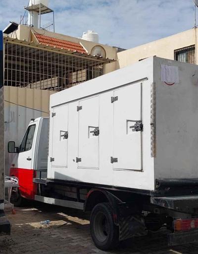 Gazzede dondurma kamyonları morg olarak kullanılıyor