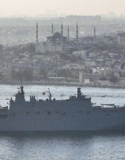 İstanbul Boğazında Türk donanması coşkusu