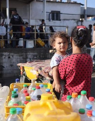 Gazzeli çocuklar ‘tuzlu suya mahkum