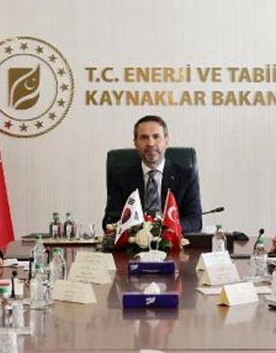 Bakan Bayraktar, Kore Cumhuriyeti Ankara Büyükelçisi Leeyi kabul etti