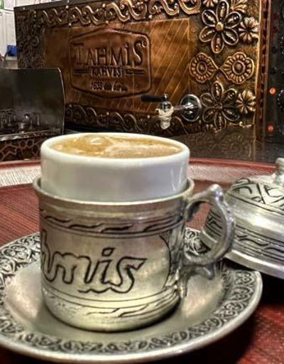 Türk kahvesinin içine bir çay kaşığı ekleyin Faydası inanılmaz