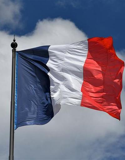 Fransa, Nijerdeki büyükelçiliğini kapatmaya hazırlanıyor