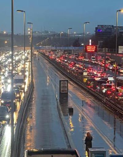 İstanbulda trafik yoğunluğu yüzde 89a ulaştı
