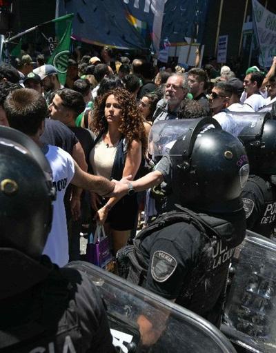 Arjantin hükümetinden protestoculara ilginç çağrı Siz eylem yaptınız, masrafları siz karşılayın