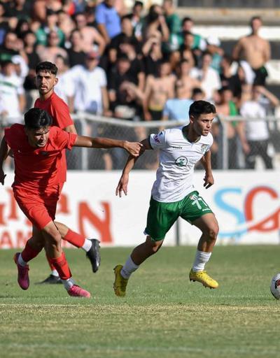 Bursaspor forması giyen Mustafa Genç’e 6 maç ceza