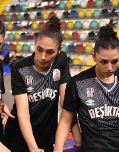 Beşiktaş yarı finalde ÇBK Mersine yenildi