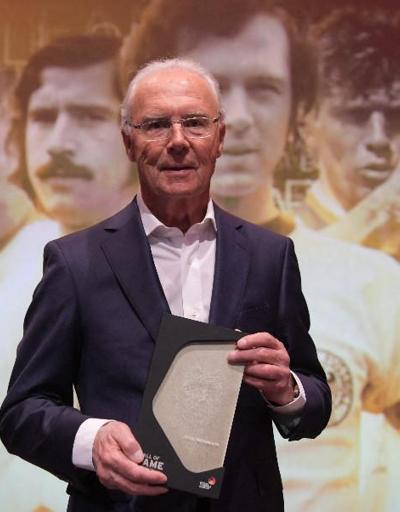 Alman futbolunun efsanesi Franz Beckenbauer hayatını kaybetti