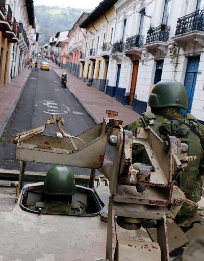 Ekvadorda neler oluyor Çete üyeleri terör estirdi, tanklar sokaklara indi