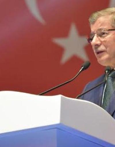 Ahmet Davutoğlu, yeniden genel başkanlığa seçildi