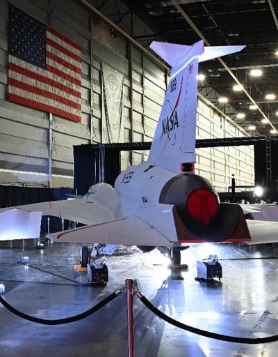 Havacılıkta sessiz devrim... X-59 hangardan çıktı: İşte NASAnın yeni süpersonik jeti