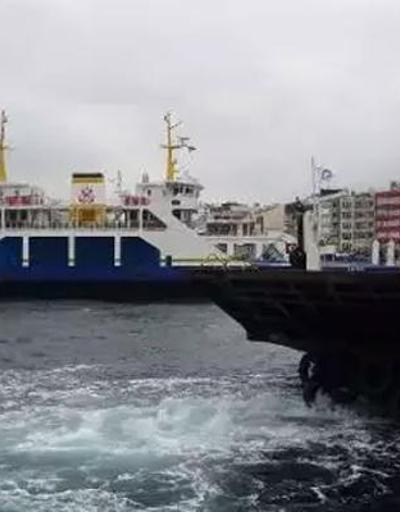 Çanakkale-Eceabat hattındaki feribot seferlerine fırtına engeli