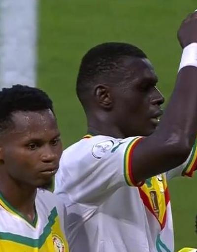 Afrika Kupası’nda Senegal ve Kamerun gruptan çıktı