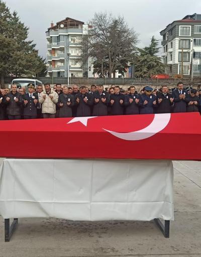 Şehit polis memuru Sakaryada son yolculuğuna uğurlandı