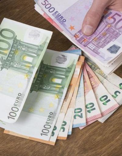 Yürürlüğe girdi: Kosova, Sırp para birimi dinarın kullanımına yasak getirdi