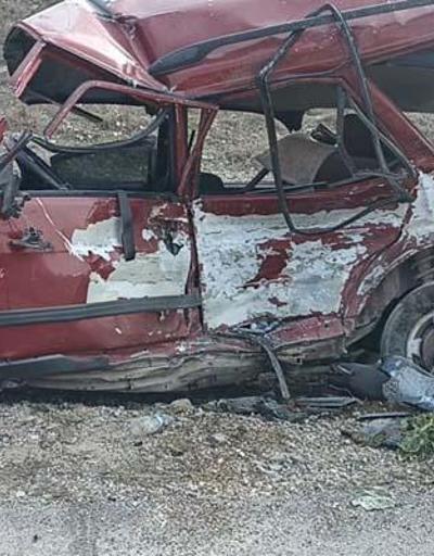 Ankarada katliam gibi kaza: İki otomobil kafa kafaya çarpıştı: 4 ölü, 2 yaralı