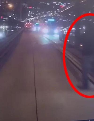 Beylikdüzünde şoförün öldüğü metrobüs kazası kamerada
