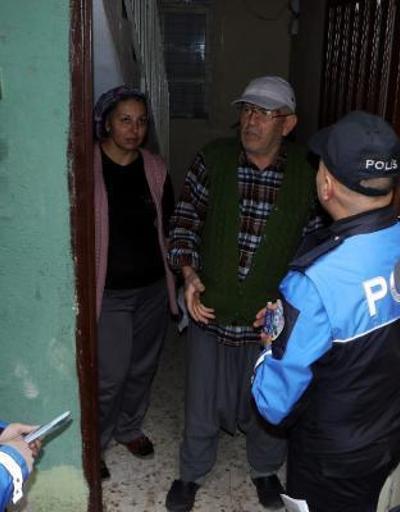 Adanada polis, kapı kapı gezip Komşu Kollama Projesini anlattı