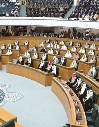 Kuveyt Emiri parlamentoyu feshetti
