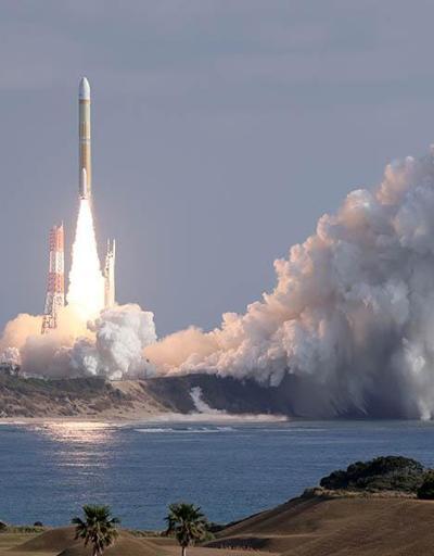 Japonyanın H3 roketi ikinci denemede başarıyla fırlatıldı