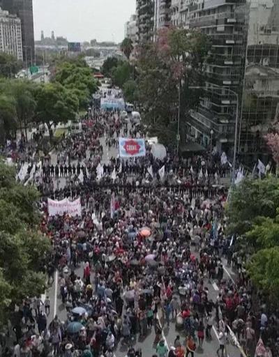 Arjantin’de halk yeni politikalara isyan ediyor