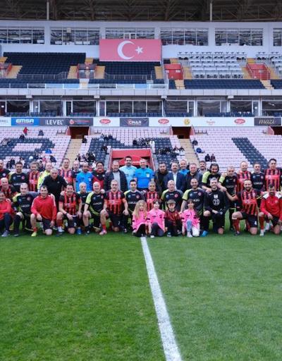 Eskişehirsporun emektar futbolcuları bir araya geldi