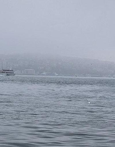 İstanbulda gemi trafiği çift yönlü olarak durduruldu