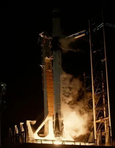 Crew-8 görevi başladı: NASA astronotları Falcon-9 ile uzay yolcusu