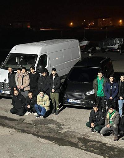 Tekirdağda kamyonetten 29 kaçak göçmen çıktı