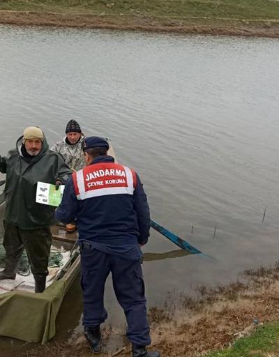 Edirne’de jandarma balıkçıları denetledi