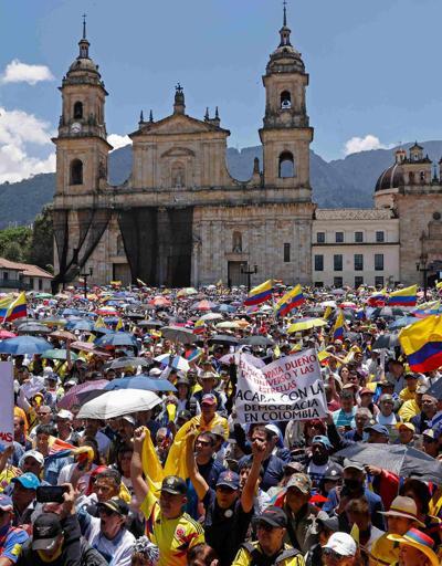 Kolombiya’da hükümet karşıtı protesto