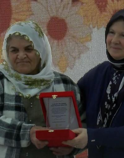 AK Parti Bayrampaşa Adayı Bayraktar, 8 Mart Dünya Kadınlar Gününde Şehit Astsubay Esma Çeviki unutmadı