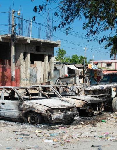 ABD, Haiti’deki temsilcilik çalışanlarının bir kısmını tahliye etti