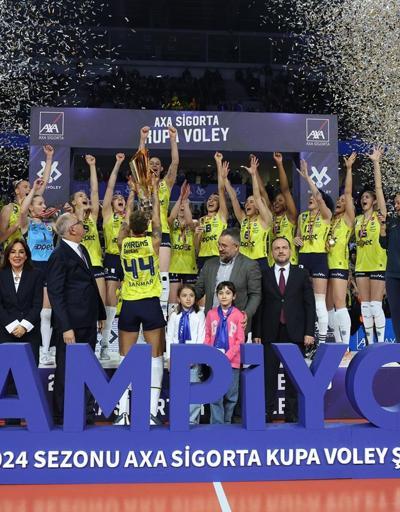 Kupa Voleyde şampiyon Fenerbahçe Opet