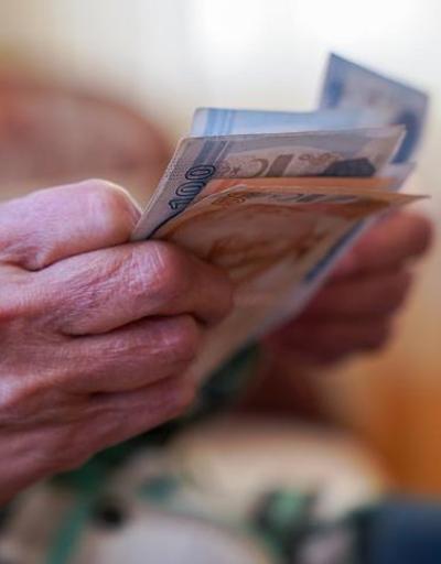 SON DAKİKA: Emeklilerin bayram ikramiyeleri için tarih netleşti