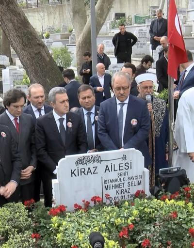 Şehit Cumhuriyet Savcısı Mehmet Selim Kiraz mezarı başında anıldı