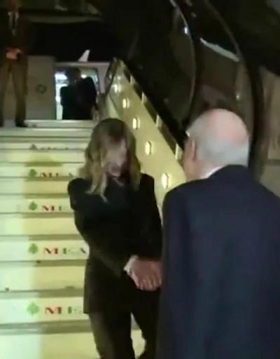 İtalya Başbakanı yerine başkasını öptü