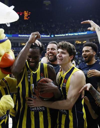 Fenerbahçe Beko, EuroLeaguede play-offu garantiledi