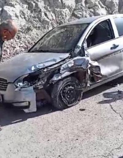 Gaziantep’te otomobiller çarpıştı, sürücüler yaralandı