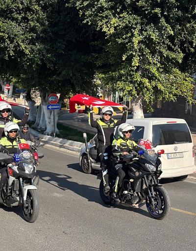 Bodrum’da polis ekipleri kortej oluşturup ilçe turu attı