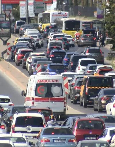 İstanbulda bayramın 2. günü: Trafik yoğunluğu yüzde 64e ulaştı