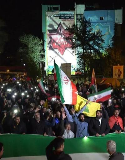 Tahranda yüzlerce kişi sokağa indi: İsraile misillemeyi kutladılar