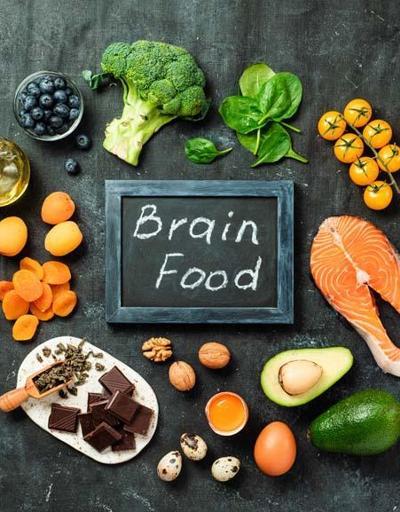 Beyin sağlığını güçlendiren 5 etkili besin Alzheimer ve Parkinson riskini azaltıyor
