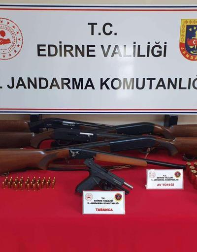 Edirne’de bir evde silah ve mühimmat ele geçirildi