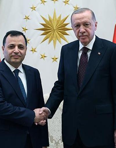Cumhurbaşkanı Erdoğan, AYM Başkanı Arslanı kabul etti