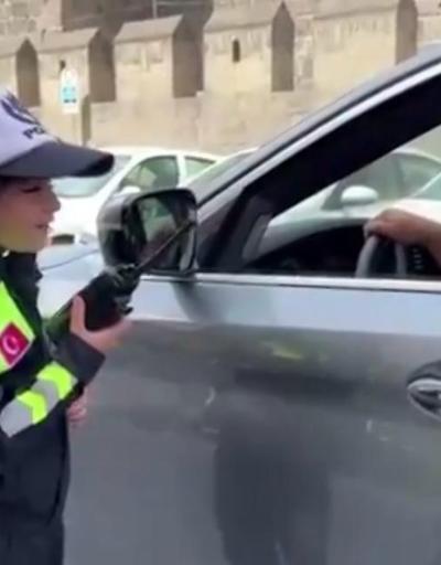 Kayseride, trafik polisi üniforması giyen çocuklar denetimlere katıldı