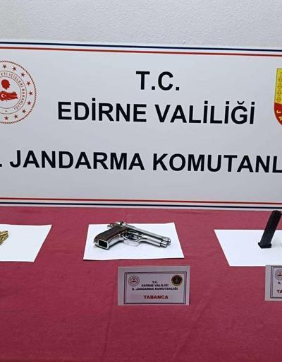 Edirne’de üzerinde silahla yakalanan şüpheliye işlem yapıldı